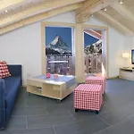 Haus Leopold زيرمات